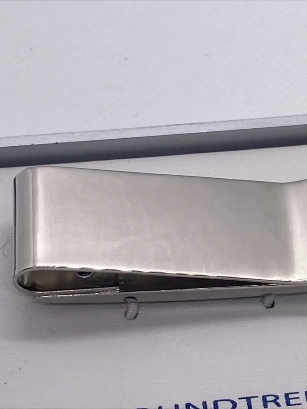 Roundtree & Yorke Silver Tone Money Clip Textured Herringbone Chevron Pattern